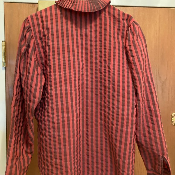 Burgundy ruffled  blouse - Picture 2 of 2